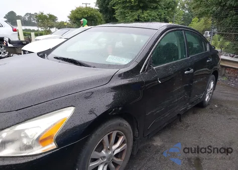 2014 Nissan Altima 2.5 S из США, поврежденный, VIN 1N4AL3AP7EC281749